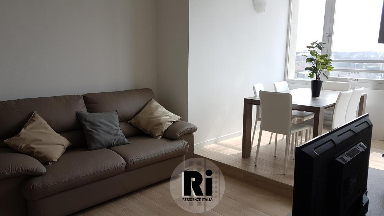 Residenze Italia Aparthotel Sesto San Giovanni Bagian luar foto