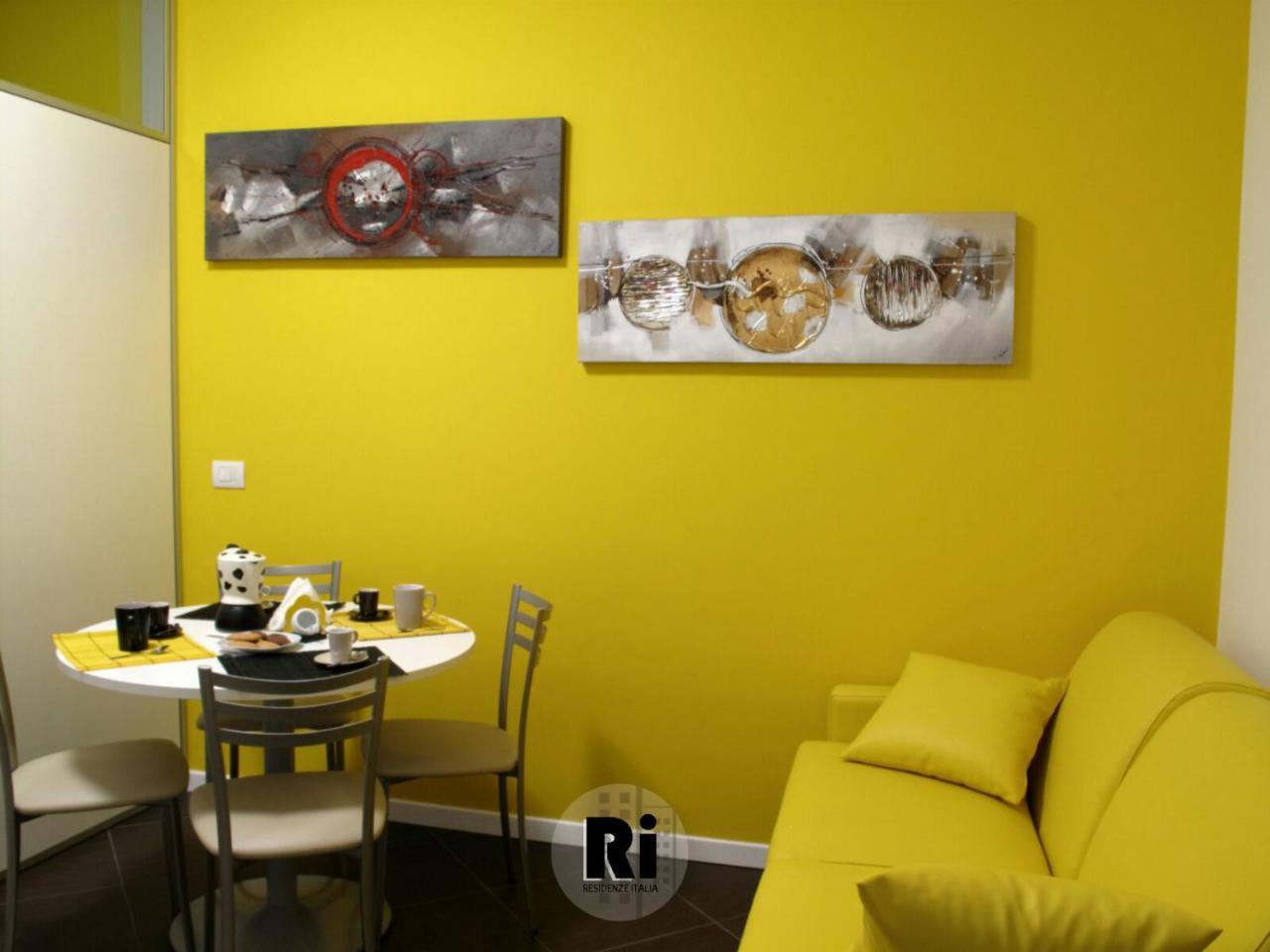Residenze Italia Aparthotel Sesto San Giovanni Bagian luar foto
